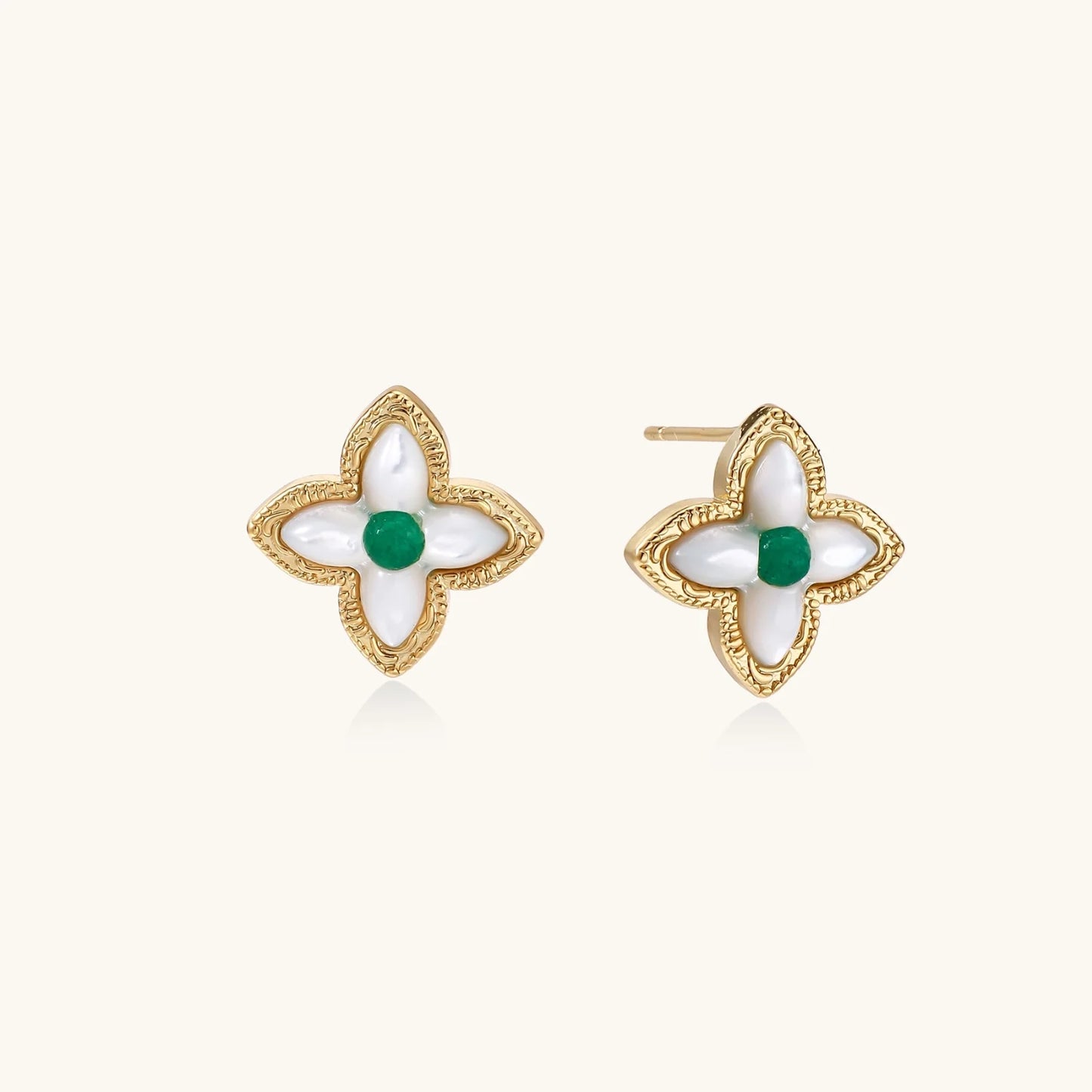 Lucky Clover Pearl Studs